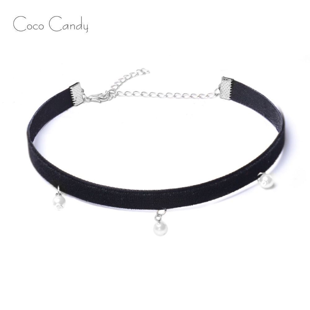 🆕Pearl Pendant Velvet Choker Necklace
